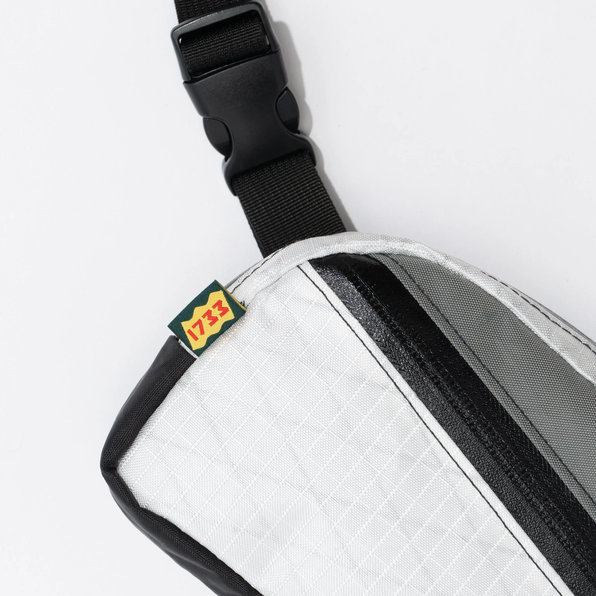 Waste Pouch - VX — 1733